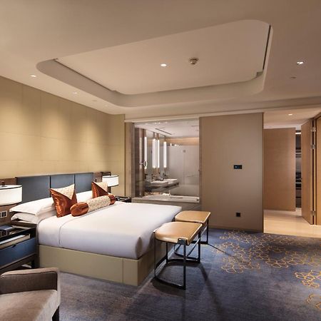 Hilton Jinan South Hotel & Residences Екстер'єр фото